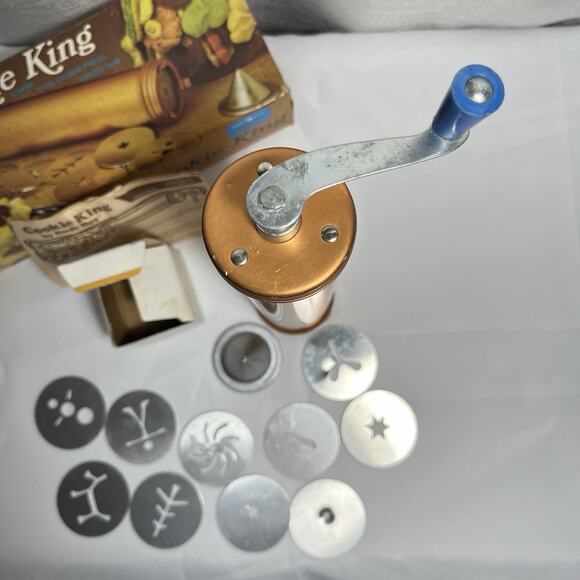 Vintage Nordic Ware Deluxe Cookie King Crank Press Spritz Gun 01200-Complete - Picture 2 of 6